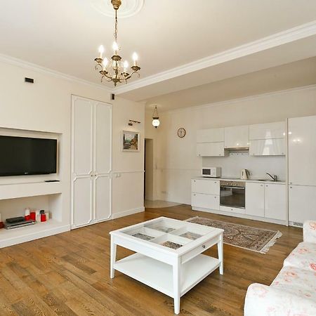 Royal Rent Minsk Exterior photo