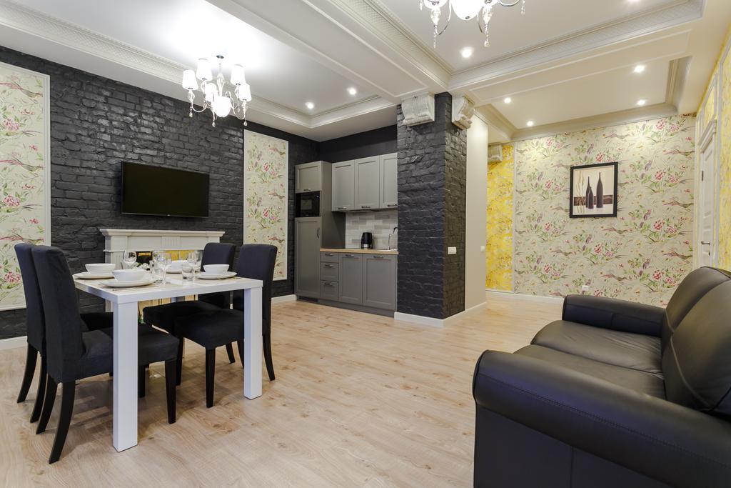 Royal Rent Minsk Exterior photo