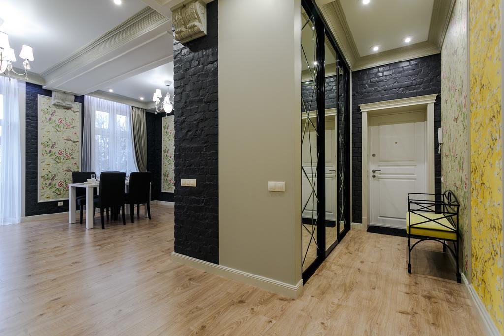 Royal Rent Minsk Exterior photo